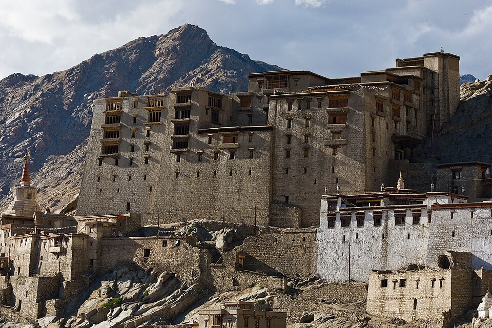 Leh Palace and town